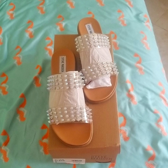 Clear fun sandals - Picture 1 of 3